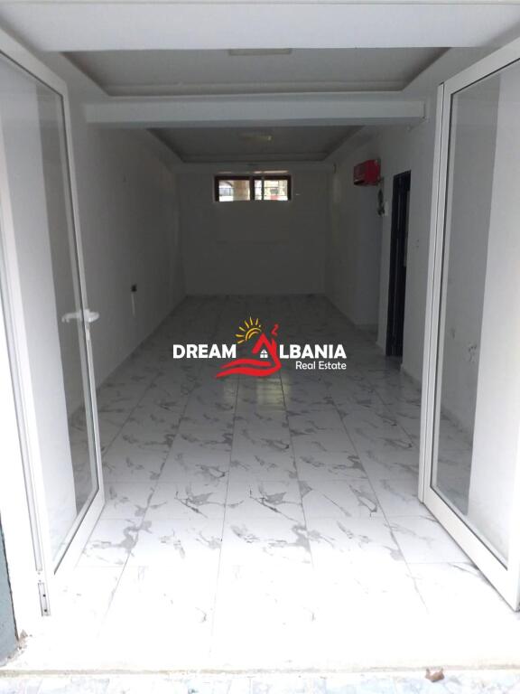 Premises for rent on Dibra street, near the Faculty of Medicine ( 42711008)
