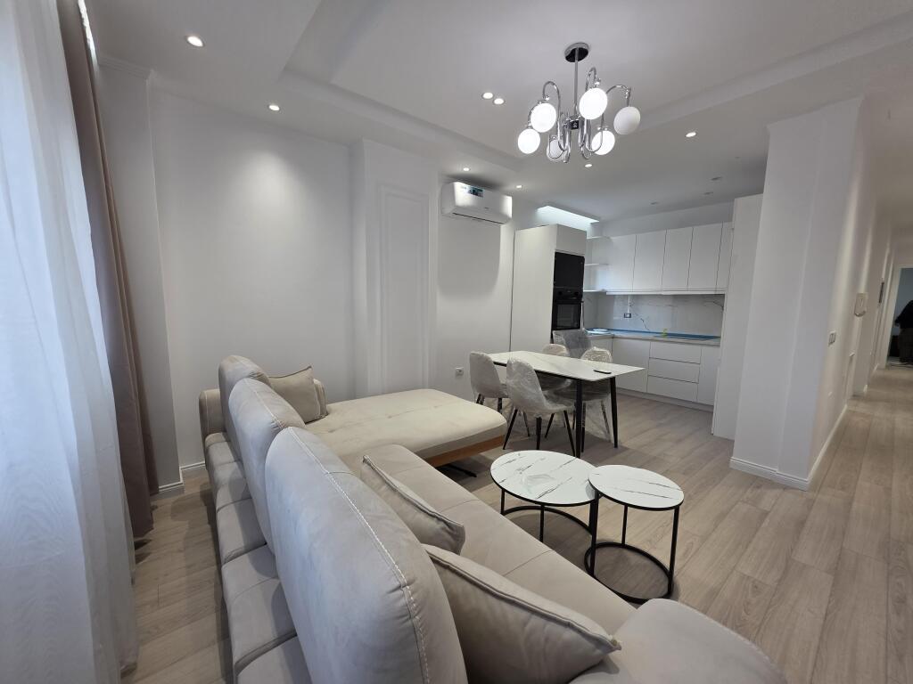 Apartament 2+1+ Parkim tek Rruga e Kavajes!