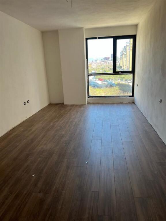 SHITET APARTAMENT 1+1 FUSHA E AVIACIONIT 133.000 EURO