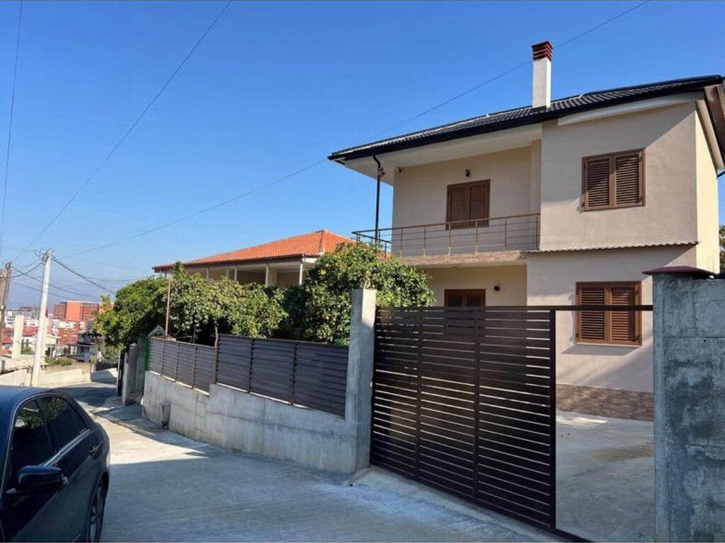 Duplex In Affitto a Selitë, VIA SABAUDIN GABRANI DI FRONTE AMERICAN 3 Tirana - 550€ | 75 m²