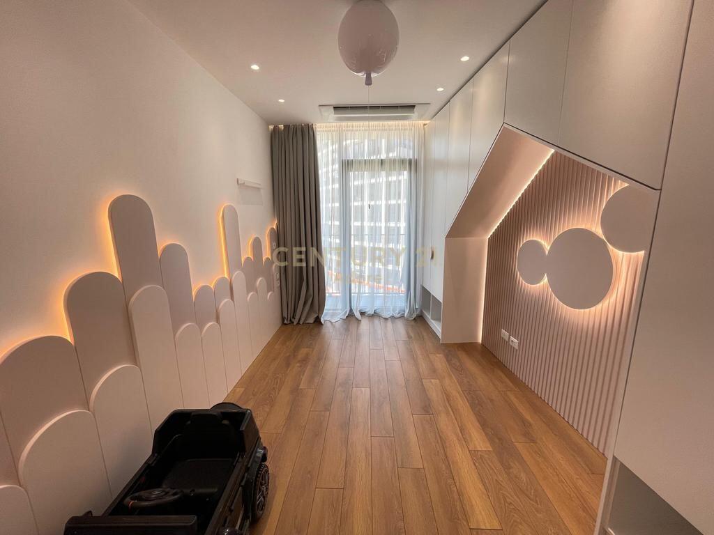 APARTAMENT 2+1+2 + POST PARKIMI PER QIRA NE LAKE VIEW RESIDENCE!