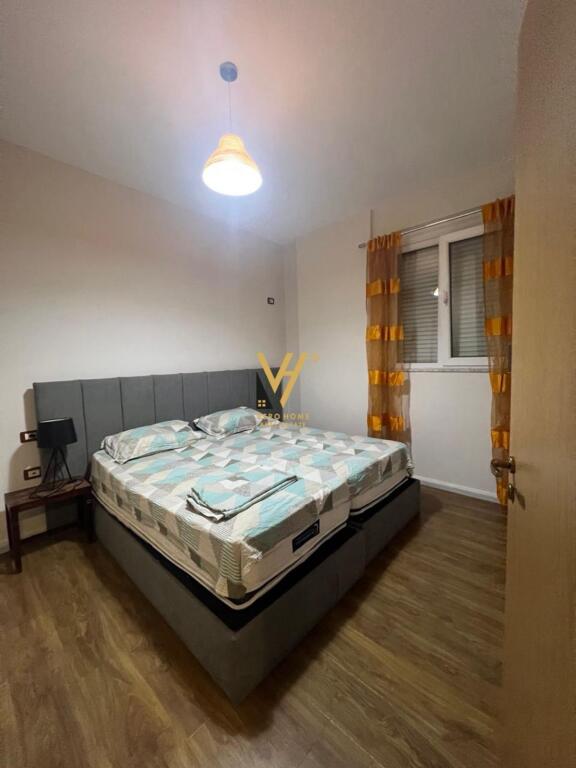 JEPET APARTAMENT 1+1+BLK ME QIRA NE QENDER 700 EURO