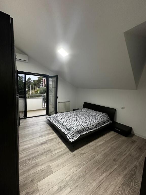 FOR SALE 2-STORY VILLA WITH POOL NEAR HOTEL GRINT GOLEM DURRES