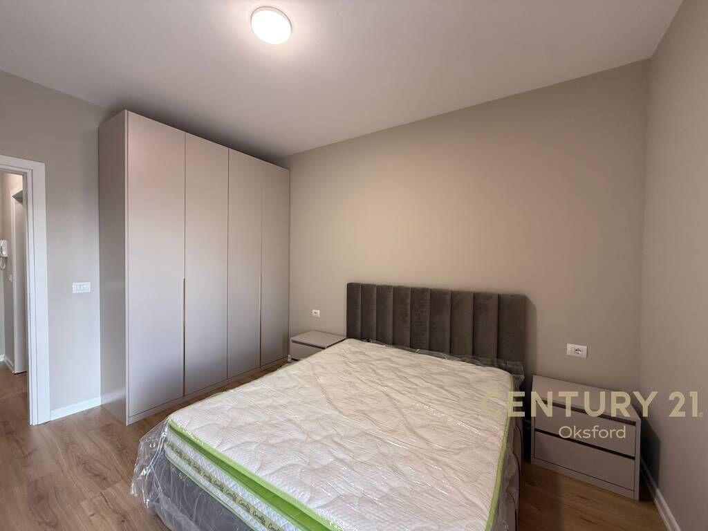 Apartament per qira 1+1 i mobiluar përball Ring Center, tek Zogu I Zi!