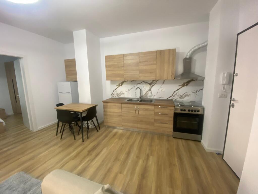 1+1,arredato per la prima volta,scuola rossa,550 euro
