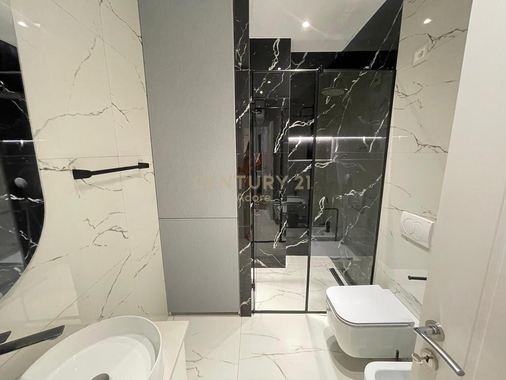 APARTAMENT 2+1+2 + POST PARKIMI PER QIRA NE LAKE VIEW RESIDENCE!