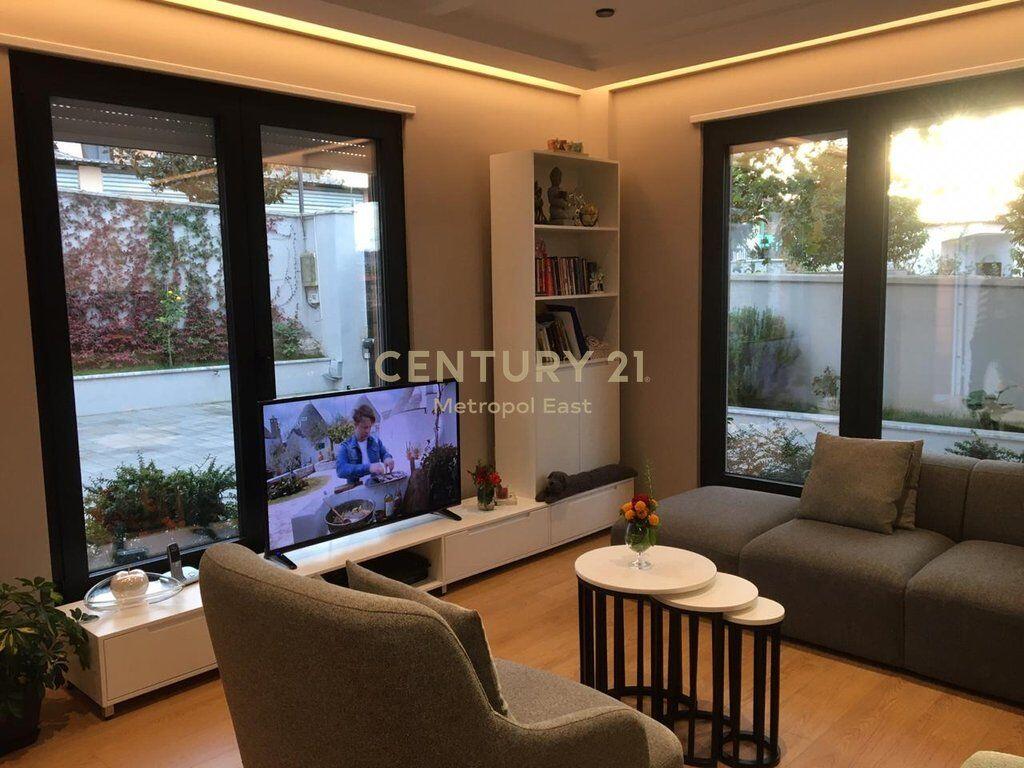 Modern 2-story villa for sale with quality insulation and project for expansion up to 5 floors!! 870,000 € Total area 353m2