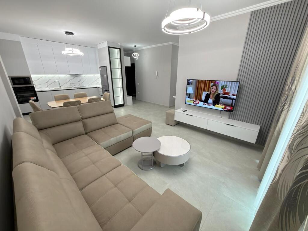 🏠 Appartamento 2+1 con parcheggio in affitto 📍 Lago Secco, dietro l'Hotel Radisson