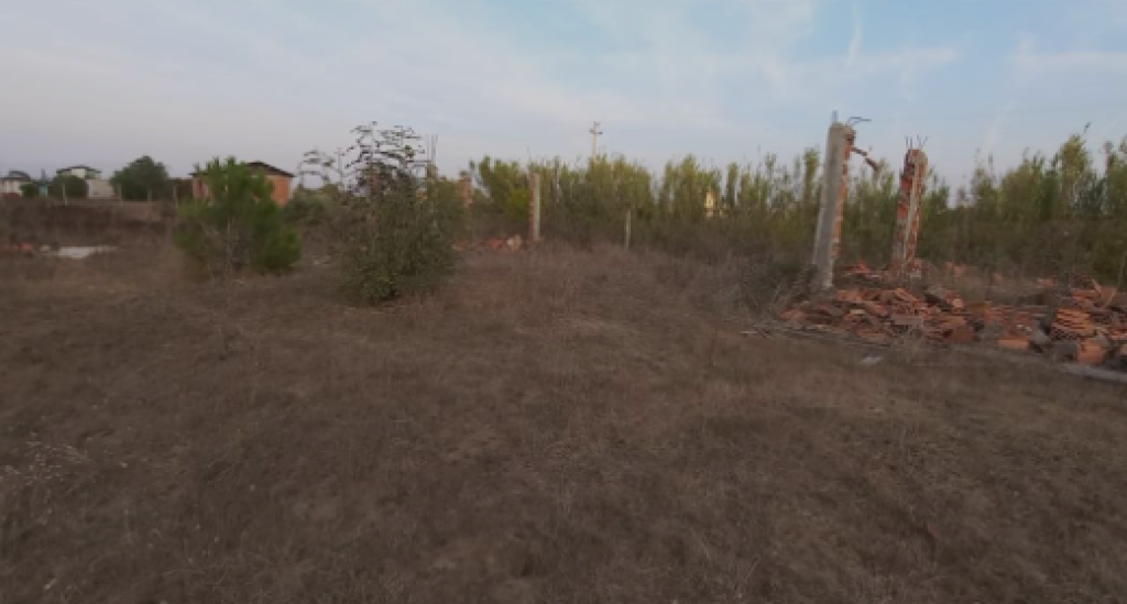 TERRENO IN VENDITA 300M+ Are 600M NEL SETTORE RINIA