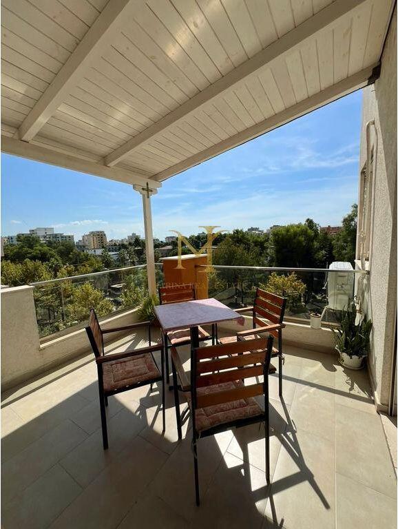 FOR RENT 2+1 APARTMENT WITH VERANDA, ON THE BEACH OPPOSITE FLORIDA