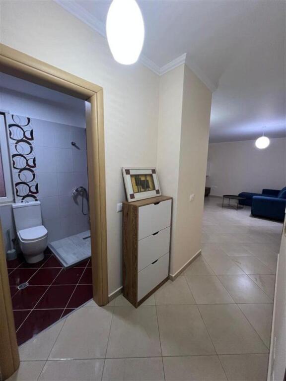 Apartament 1+1 me qera ne Astir tek Restorant Bati