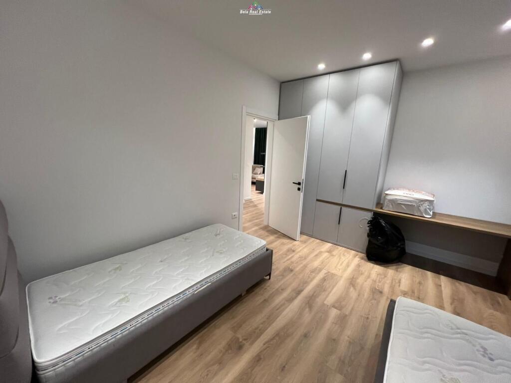 Apartament 2+1 Ne Shitje Tek Fusha e Aviacionit (ID B120744) Tirane