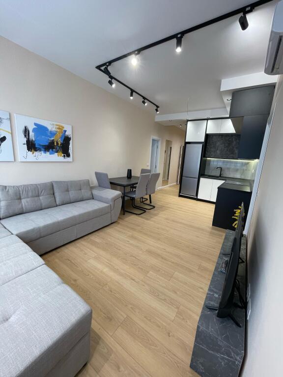 🏡 Shitet Apartament 2+1+2 Tualete – Rruga Dritan Hoxha