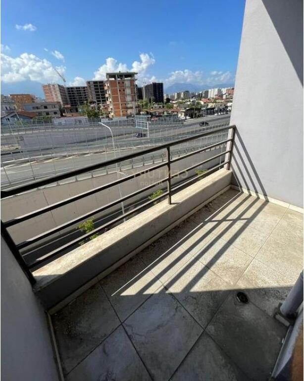 Office 1+1 for rent in Astir, near Hotel Marinaj