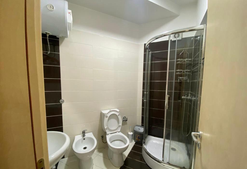 Apartament per shitje tek Liqeni i Thate