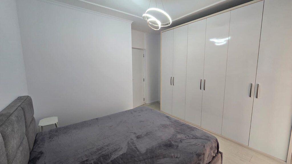 QIRA – APARTAMENT 2+1+2 KOMOD TEK SELVIA, TIRANË