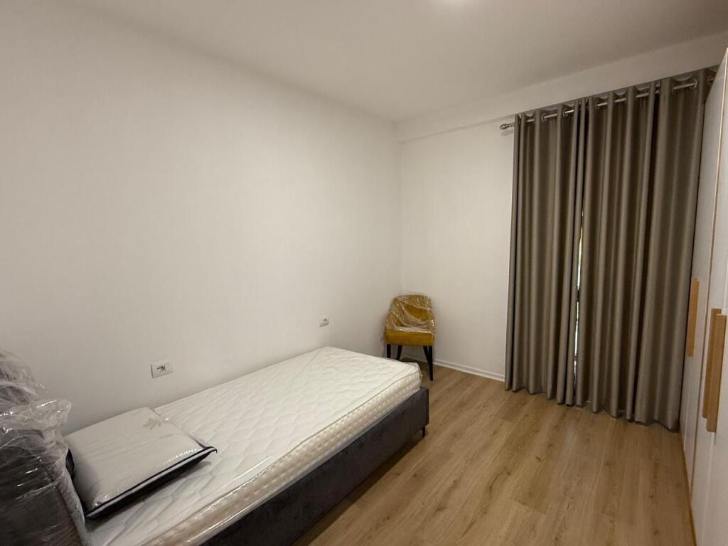 Apartment 3+1 for rent in Porcelan