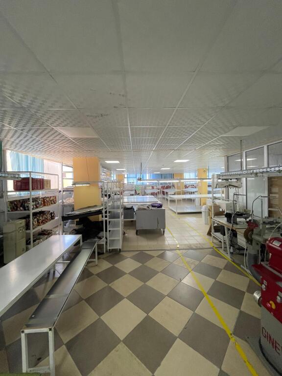 🔹 Business premises for rent Tailoring 👗✂️