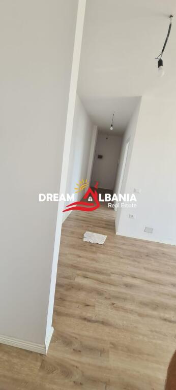 Spazi Ufficio in Affitto Vicino al Nuovo Viale a Tirana (ID 42611240)
