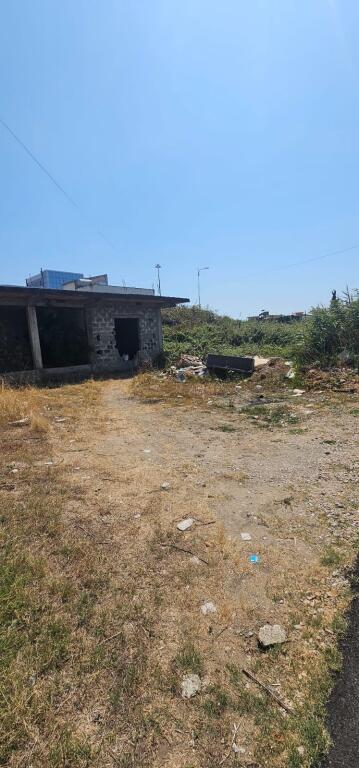 🏡 House + Land for sale 📌 Durres – Tirana Highway, near Kastrati gas station