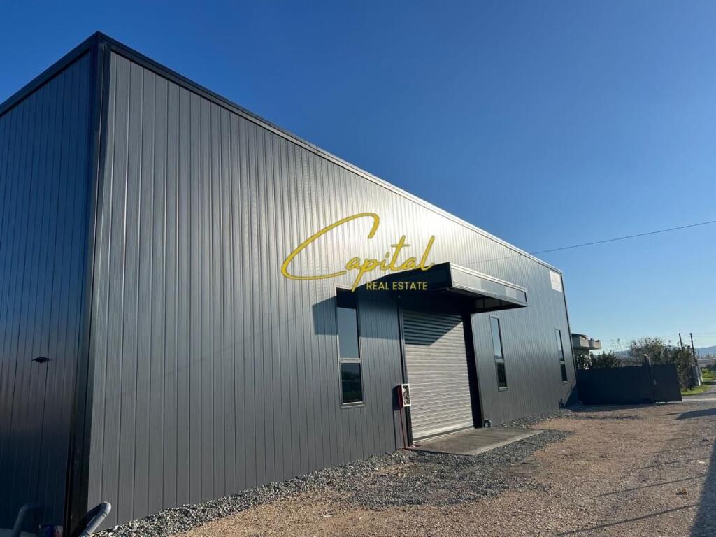 WAREHOUSE FOR RENT 600 M2 RINAS ROAD 3,200 EURO