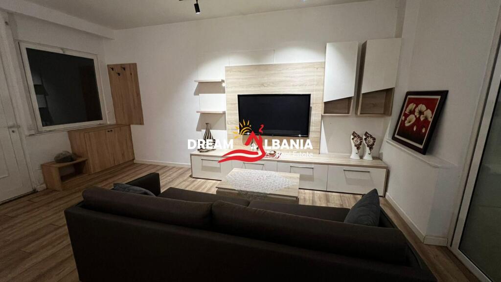 Appartamento 1+1 in affitto, Via delle Barricate (ID 42111493)