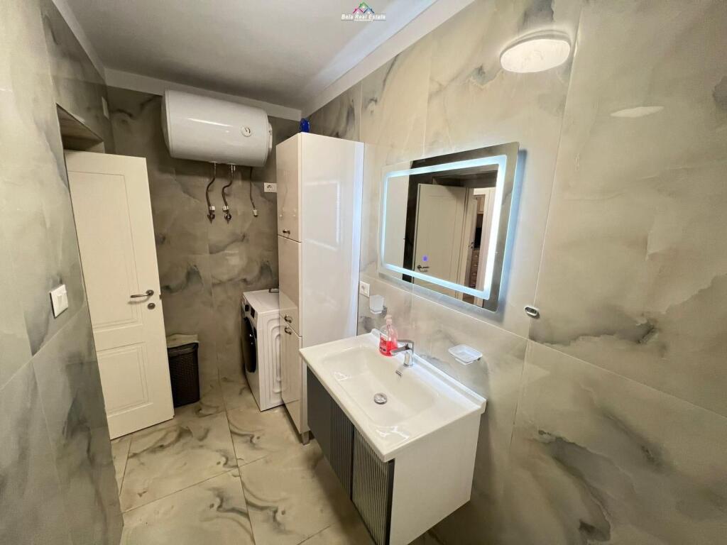 Appartamento In Affitto 2+1 In Via Barricate (ID B221367) Tirana