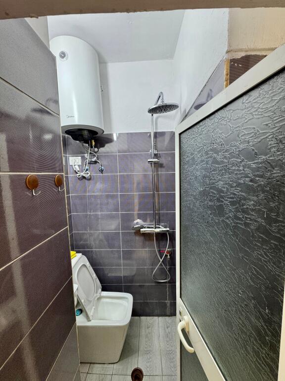 📣 SHITET Apartament 2+1+2 me Verande 📍 Kodra e Diellit 🛣️ Rruga "Bill Klinton" ✨