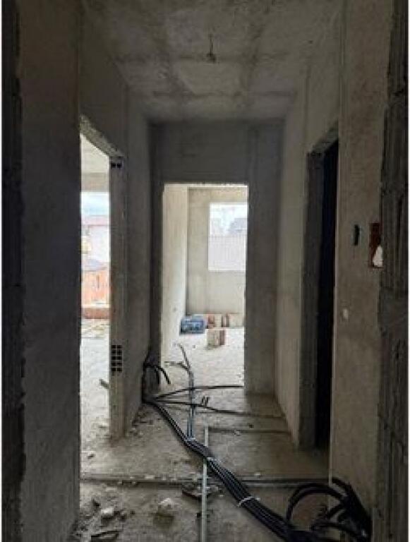 🏡 Appartamento 1+1 in vendita nella zona di Fusha e Aviacionit, Tirana!