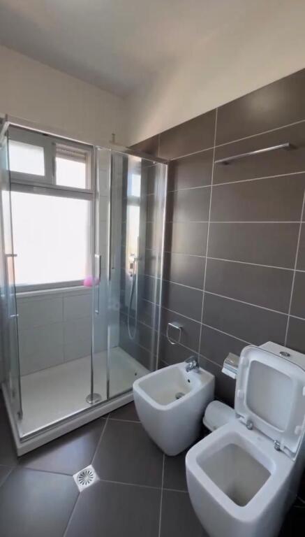 Qira, Apartament 2+1+blk, Qender , 800 Euro/Muaj