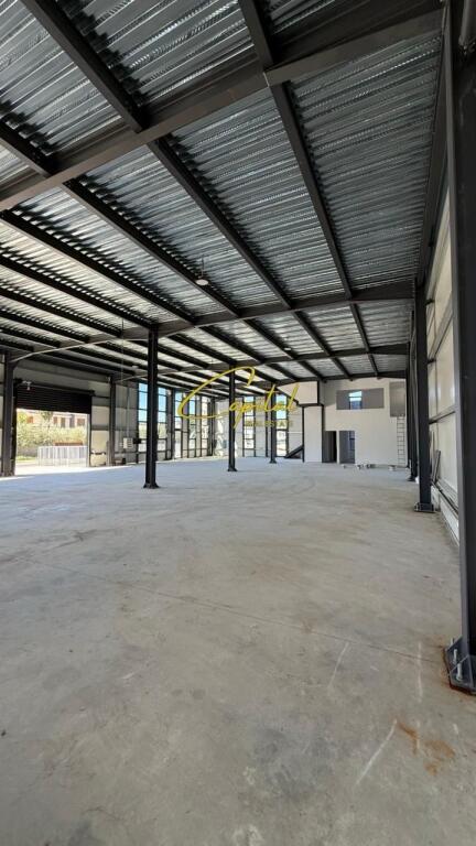 WAREHOUSE FOR RENT 100 M2 LAKNASI BRIDGE 400,000 LEKE