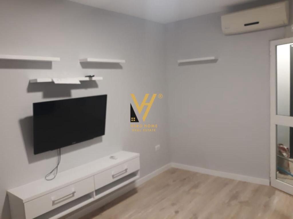 STUDIO APARTMENT FOR RENT NEAR DINAMO STADIUM 45,000 LEKE