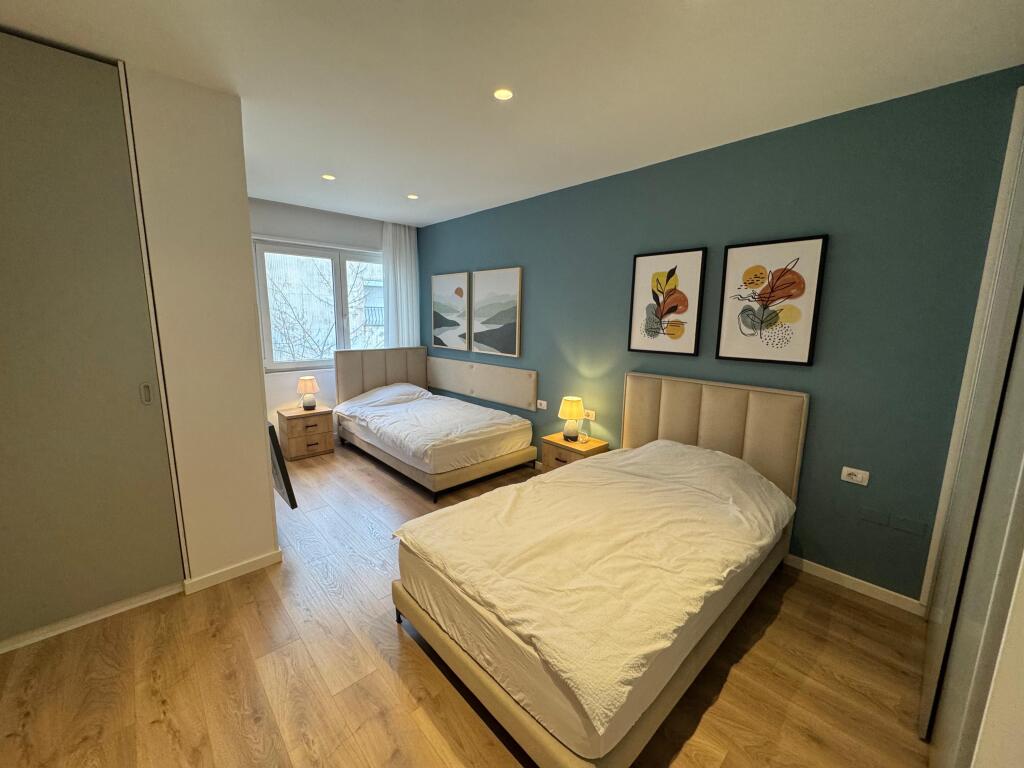 Apartment me qera 2+1 Rruga e Elbasanit