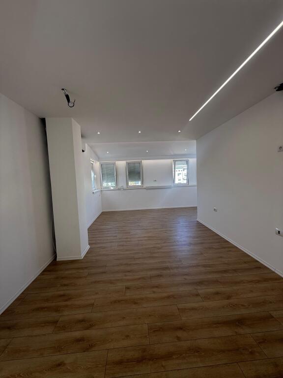🏡 Apartment 1+1 + Walk-in Closet for Sale – Fortuzi Street, Center, Tirana