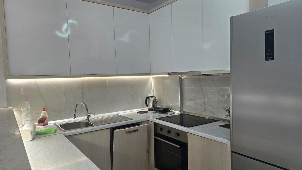 QIRA – APARTAMENT 2+1+2 KOMOD TEK SELVIA, TIRANË