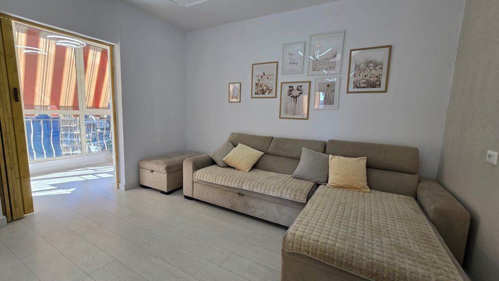 QIRA – APARTAMENT 2+1+2 KOMOD TEK SELVIA, TIRANË