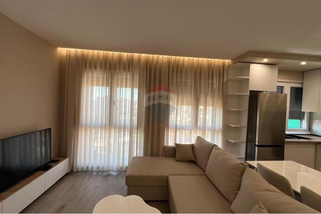Apartament - Për Qira - Rruga Jordan Misja, Tiranë