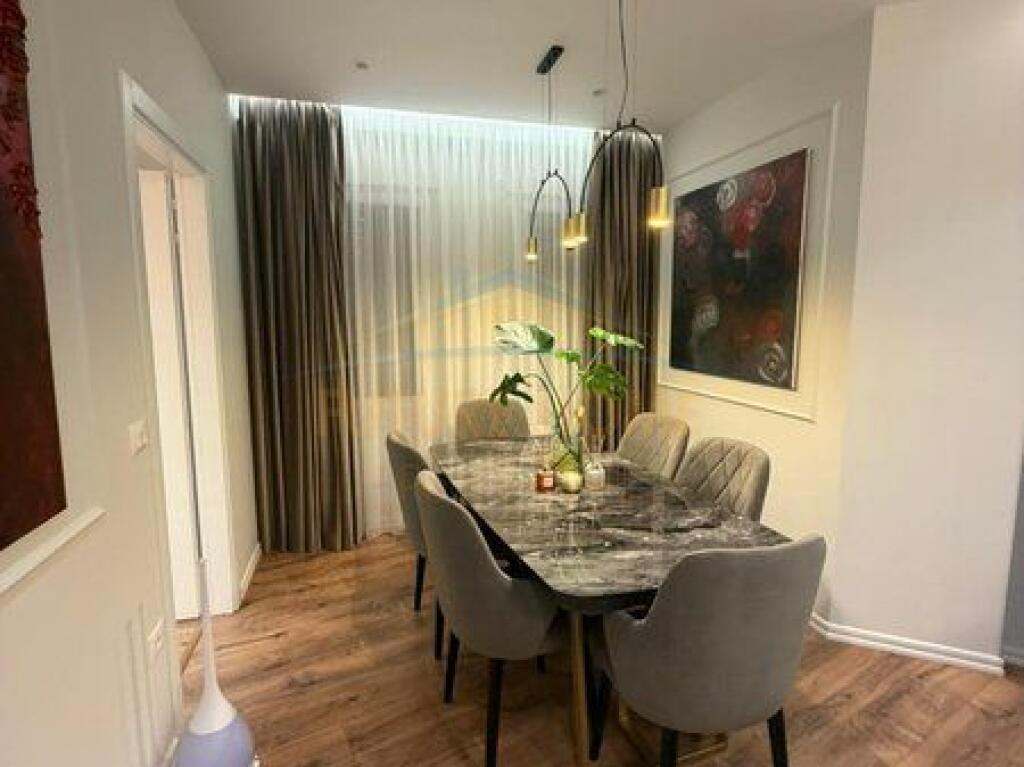 Vendo Appartamento 3+1+2 vicino al Lago Secco
