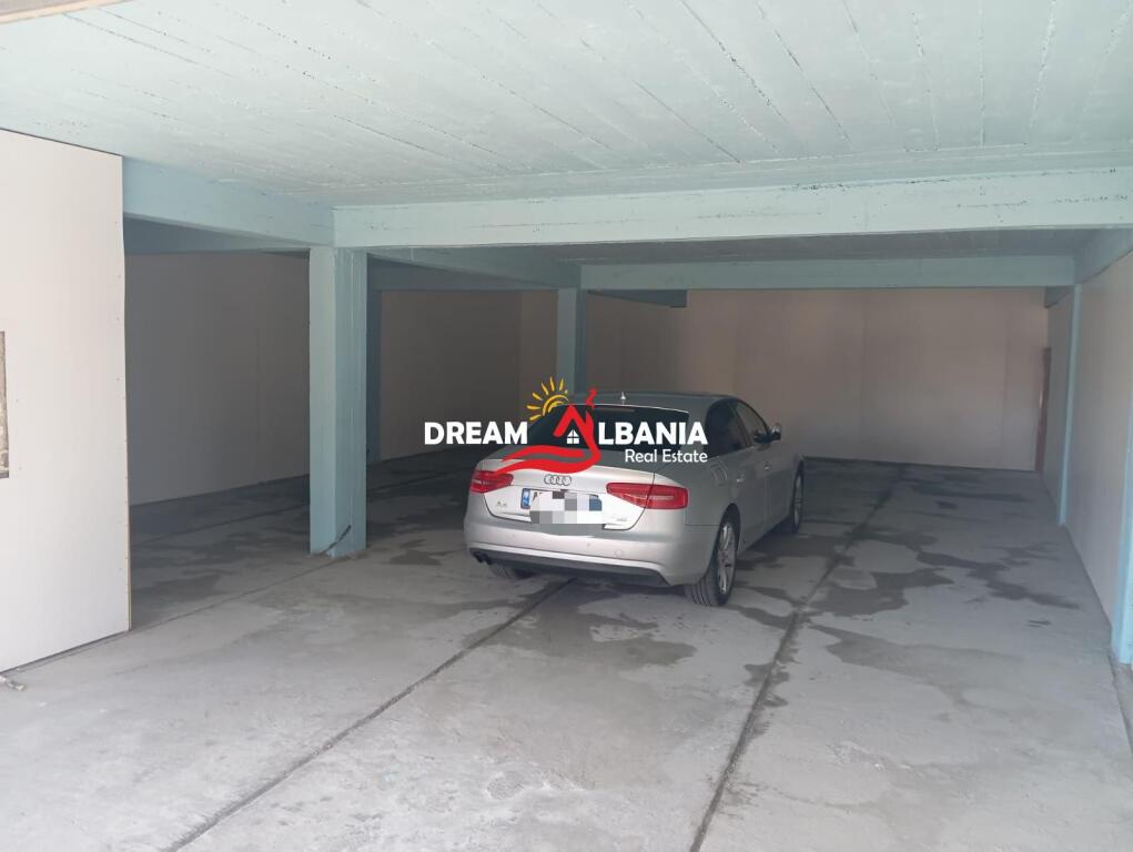 Premises for rent with yard in Laknas, Tirana (ID 4281171)