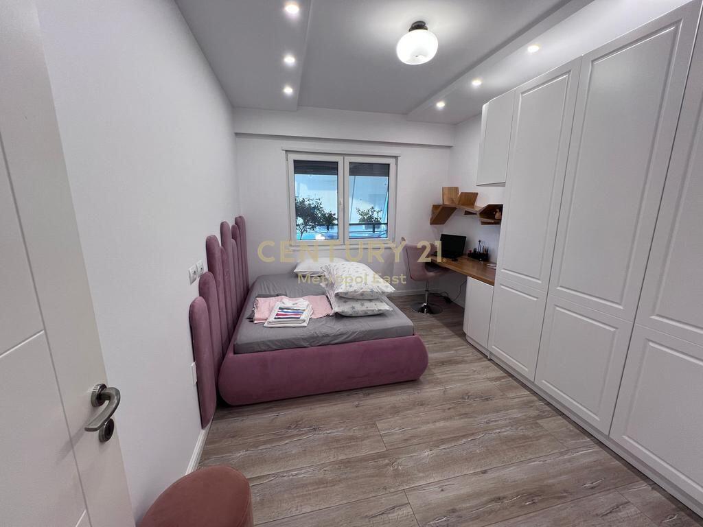 APARTMENT 3+1+2+PARKING AT "SUNRISE RESIDENCE", TEG 1,800 € /Month