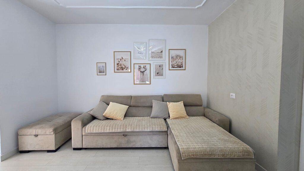QIRA – APARTAMENT 2+1+2 KOMOD TEK SELVIA, TIRANË