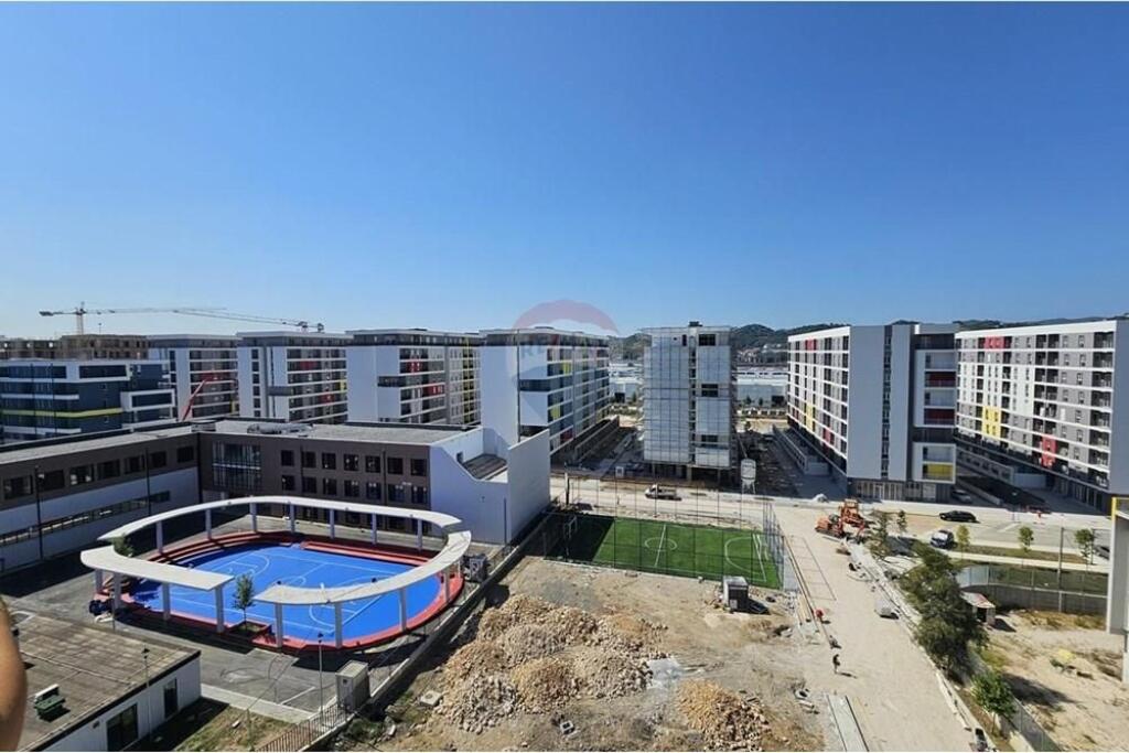 Appartamento 2+1 in vendita vicino a Univers City