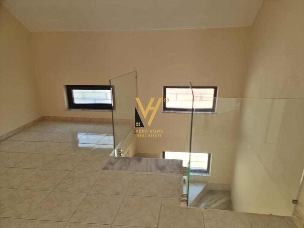 JEPET VILE DY KATESHE ME QIRA TEK ALI DEMI 1.700 EURO