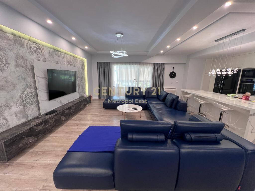 APARTMENT 3+1+2+PARKING AT "SUNRISE RESIDENCE", TEG 1,800 € /Month