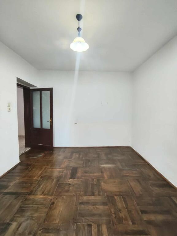 Appartamento in affitto 2+1 – Via Ferit Xhaiko, Tirana
