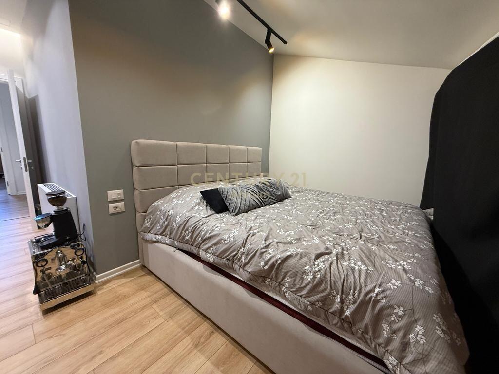 FOR RENT APARTMENT 3+1+2+VERANDA+3 PARKING SPACES! 1,900 € /Month