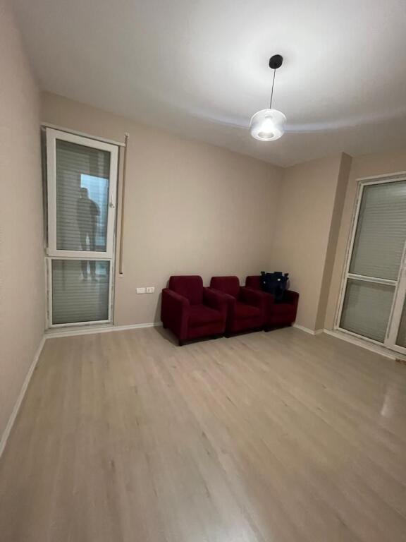 🏡 Vendesi appartamento 3+1 vicino all'Ospedale Americano 3  