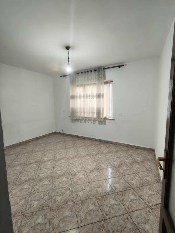 Appartamento in affitto 2+1 – Via Ferit Xhaiko, Tirana