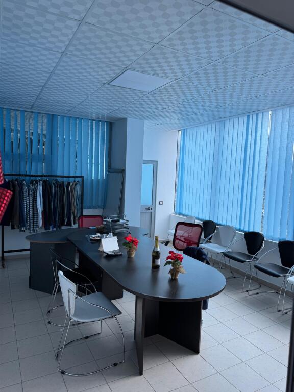 🔹 Business premises for rent Tailoring 👗✂️