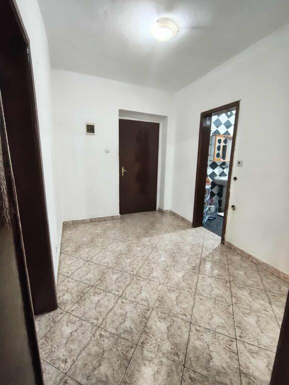 Appartamento in affitto 2+1 – Via Ferit Xhaiko, Tirana
